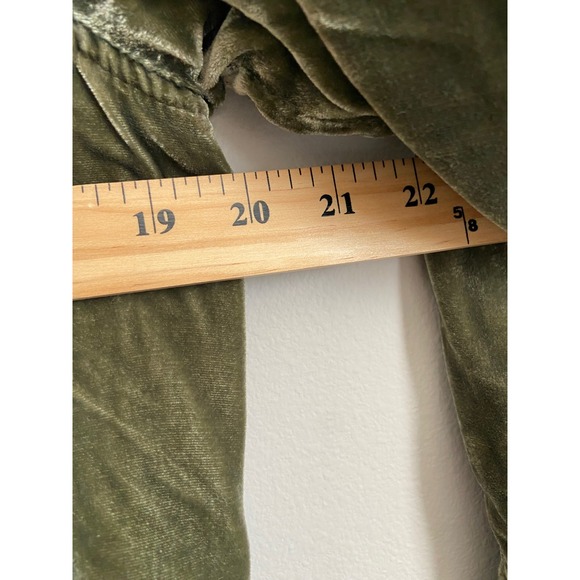 Sundance Velvet Jacket Olive Green Button Front Trucker Style Size Large - Picture 4 of 6